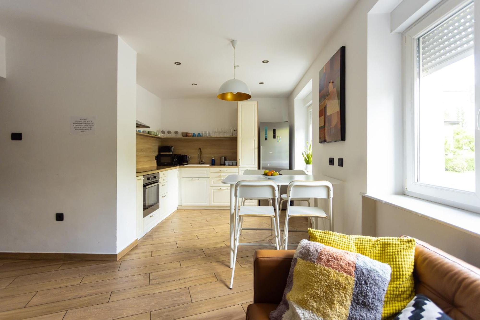 Large Two Bedroom Family App - Free Parking Λιουμπλιάνα Εξωτερικό φωτογραφία